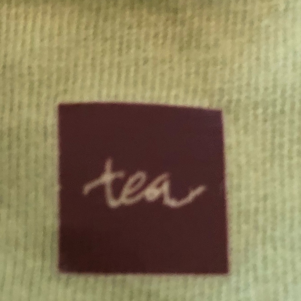 8 TEA CO SHIRTS, RANGING FROM SIZES 5-7 - Picture 2 of 2